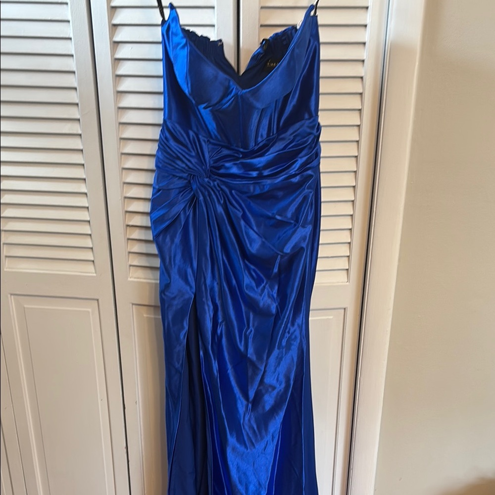 Elegant Blue Evening Dress